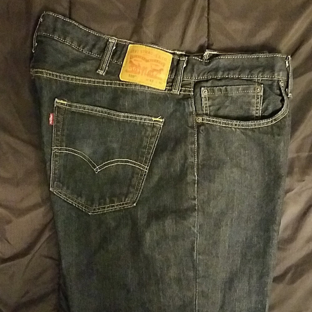 6 pair of jeans and two pair of slacks - Picture 5 of 8